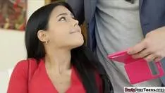 يمكن أن تكون مثيرة وجاهزة للجنس في أي وقت
