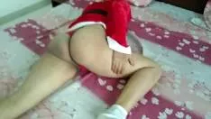 لديها رجل خجول جدا ولديه قضيب كبير لإرضائه جنسيا